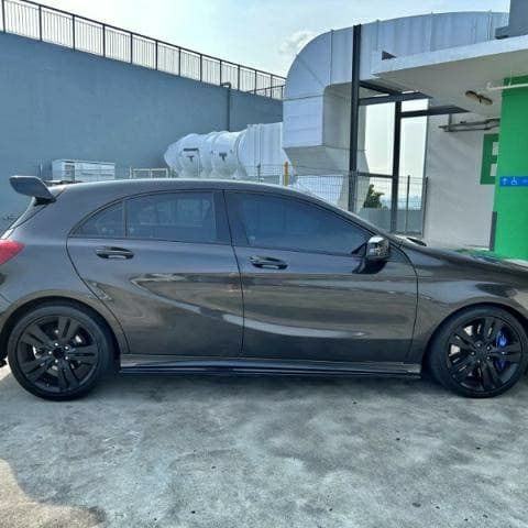 2012 Mercedes Benz A180 thumbnail 4
